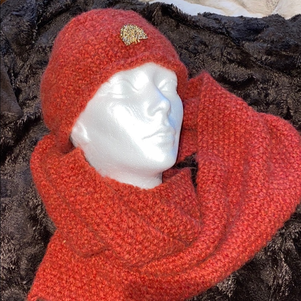 Hand knitted hat and infinity scarf
